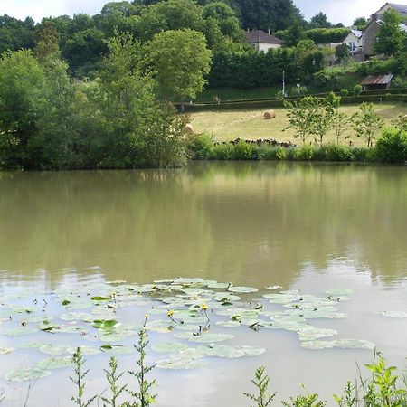 Lake House France Lägenhet Beaumont-Pied-de-Boeuf  Exteriör bild