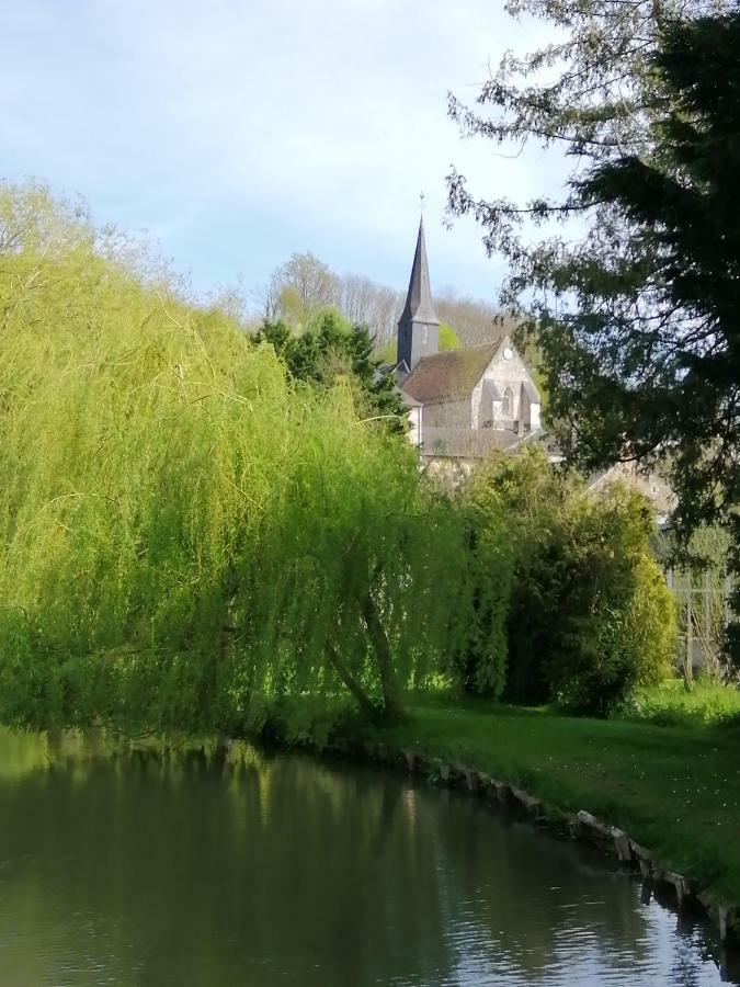 Lake House France Lägenhet Beaumont-Pied-de-Boeuf  Exteriör bild