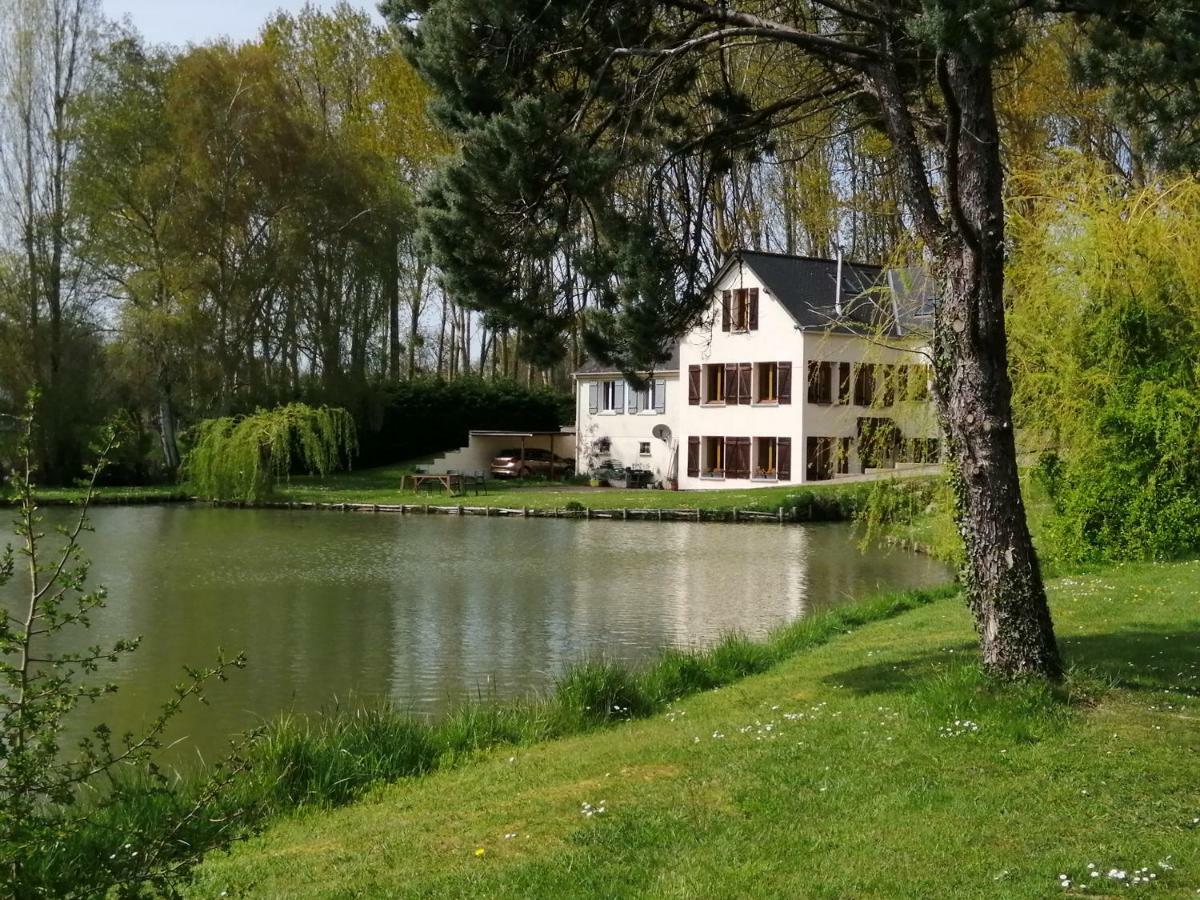 Lake House France Lägenhet Beaumont-Pied-de-Boeuf  Exteriör bild